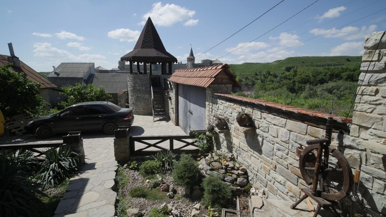 Hotel Nazar Stodolya à Kamianets-Podilsky Extérieur photo