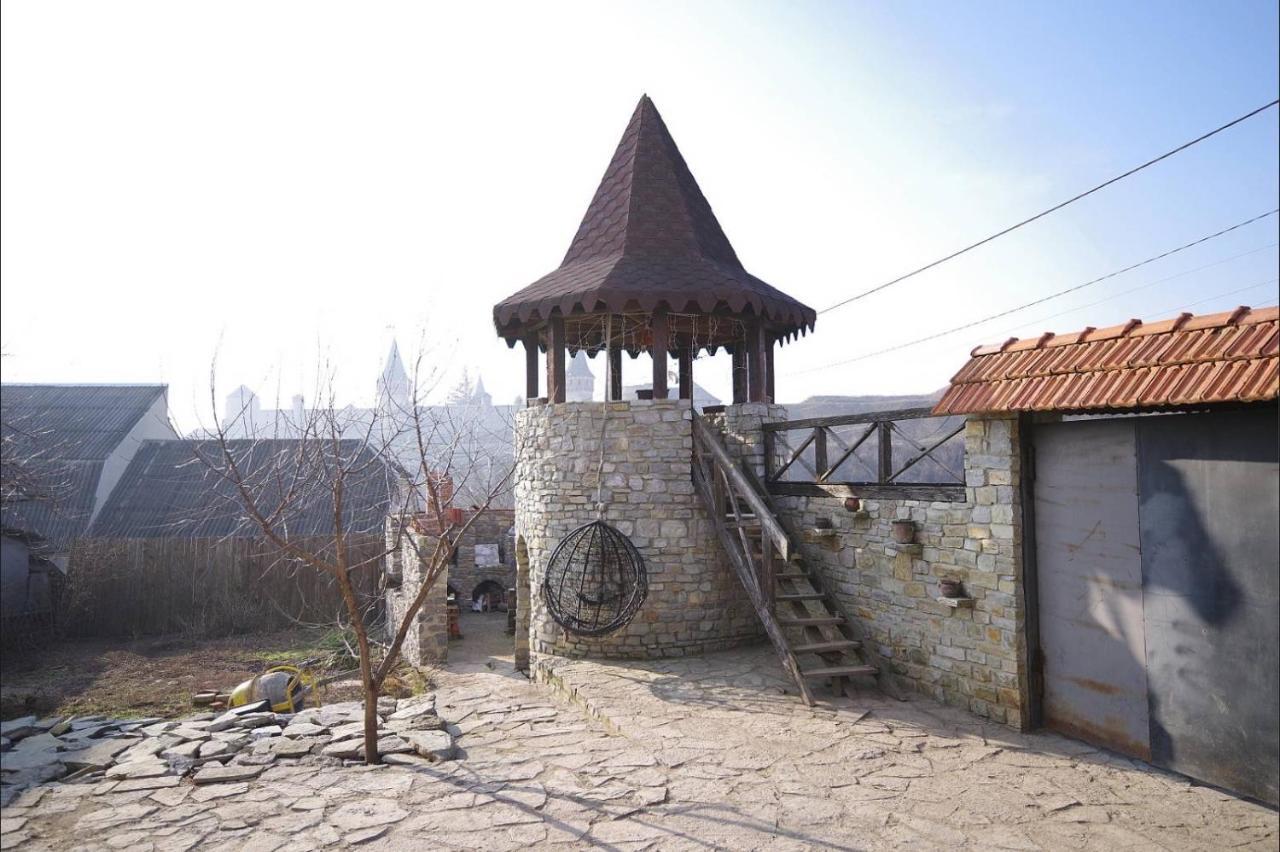Hotel Nazar Stodolya à Kamianets-Podilsky Extérieur photo